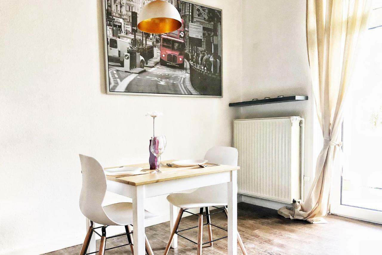 Wunderschoene Altbauwohnung Mit Flair In ヴッパータール エクステリア 写真